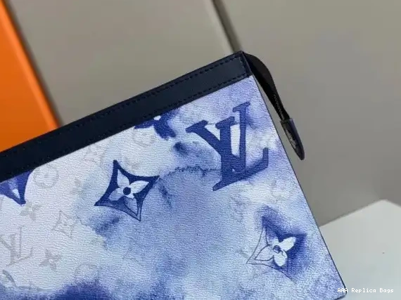 Aaa replica bags MM VOYAGE VUITTON POCHETTE LOUIS 0521